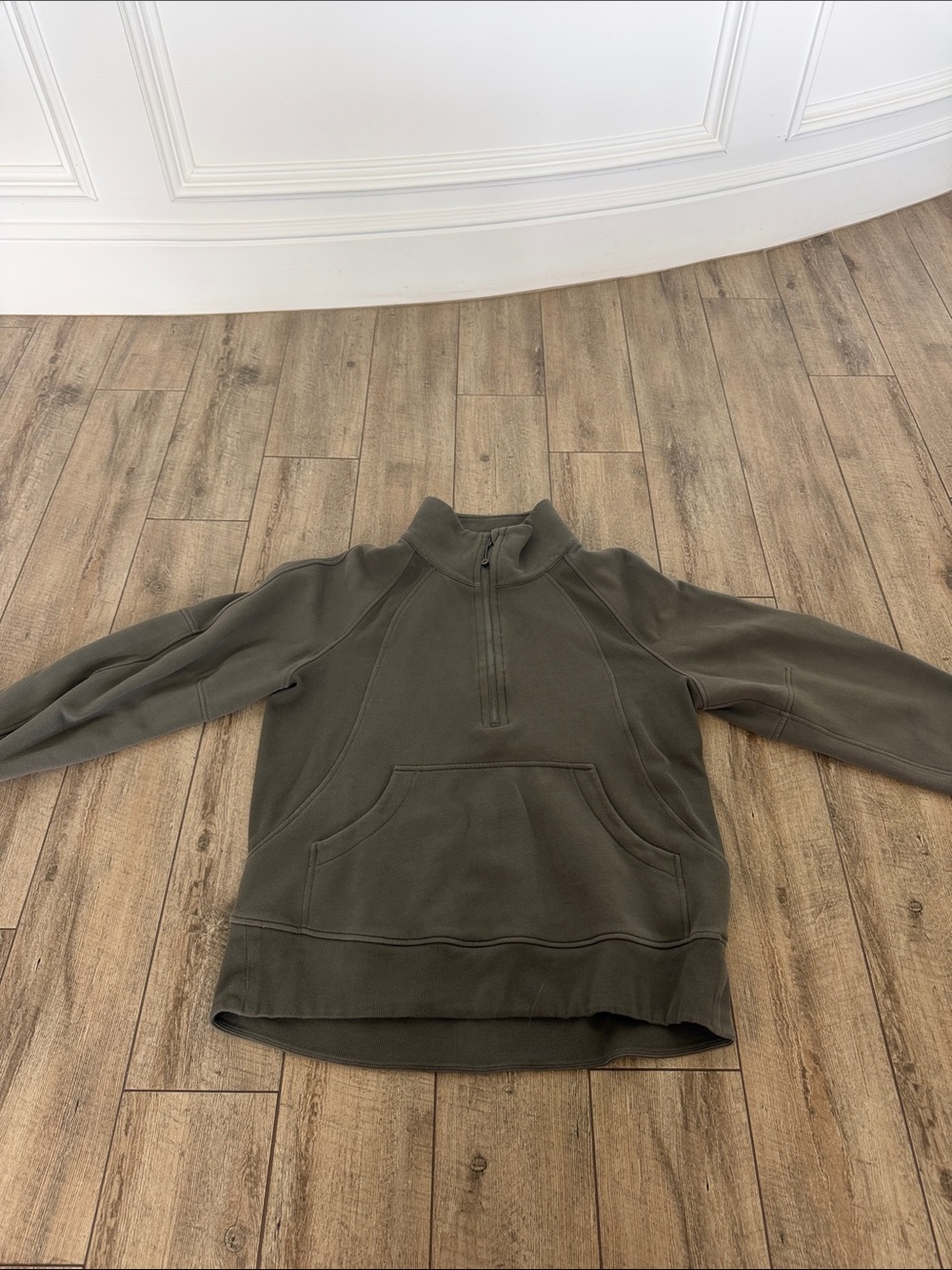 lululemon athletica women’s Olive Quarter-Zip Pullover